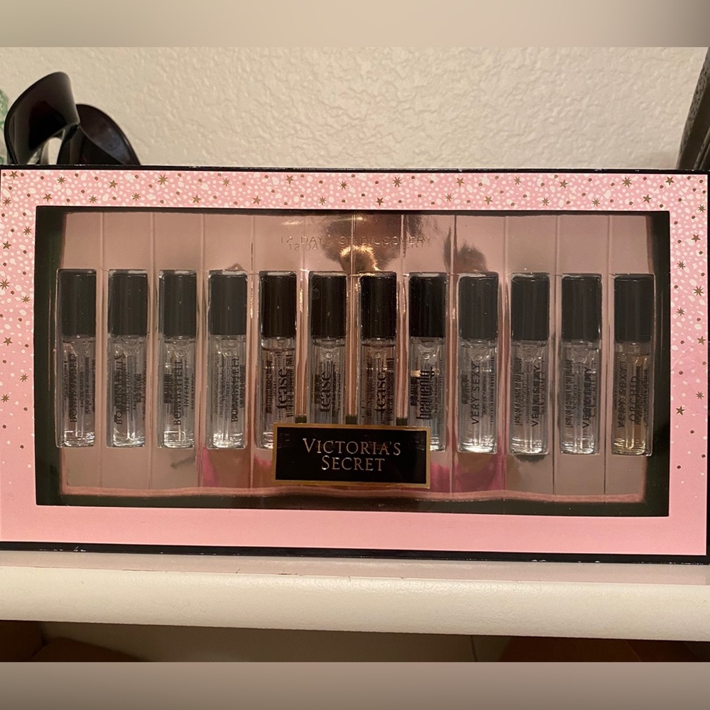 Victoria’s Secret Mini Perfume Set, New - Picture 4 of 5